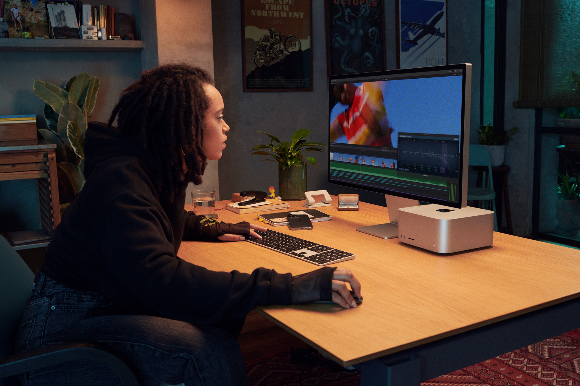Apple、新デスクトップ「Mac Studio」と新ディスプレイ「Studio Display」を発表