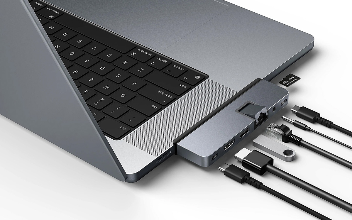 HYPERより、MacBook Pro向けThunderbolt対応直付け型7in2 USB-Cハブの予約先行販売が開始