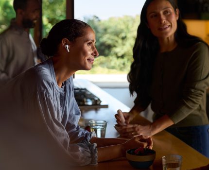 Apple、AirPods 4を9月20日から発売